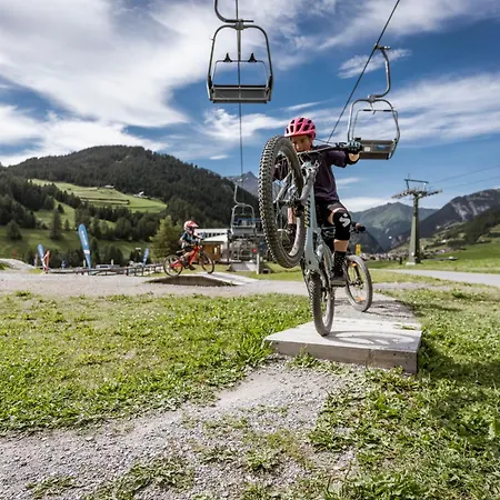 Farmház Valrunzhof Direkt Am Seilbahncenter Nauders