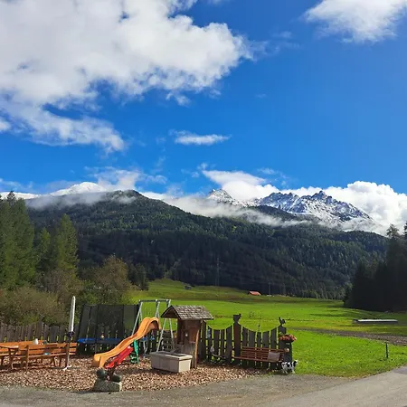 Vakantieboerderij Valrunzhof Direkt Am Seilbahncenter Nauders